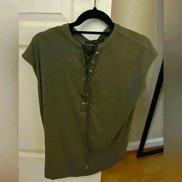 WHBM Women Green Lace Up V-Neck Pullover Blouse Top Size XXS - Picture 4 of 5